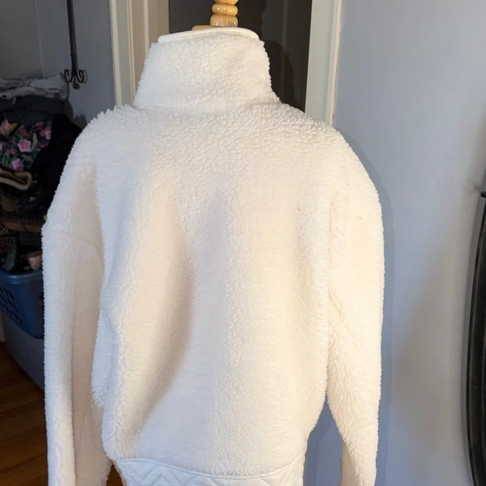 Women's White Sherpa Pullover Jacket